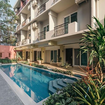 Hotel Cozytel Chiangmai Chiang Mai Esterno foto