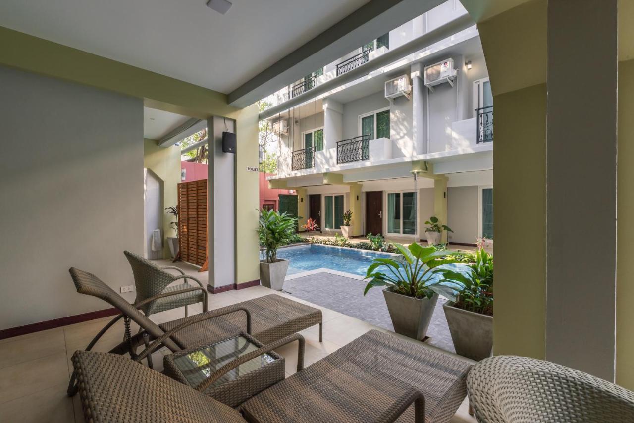 Hotel Cozytel Chiangmai Chiang Mai Esterno foto